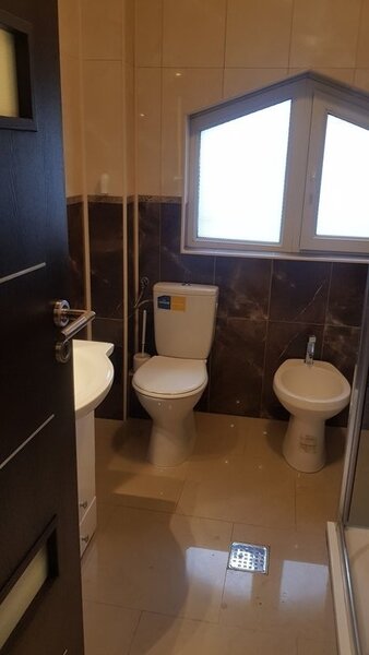 Militari, Drumul Taberei, Moinesti,