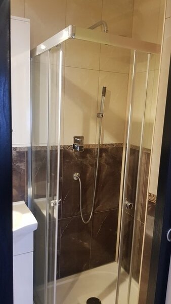 Militari, Drumul Taberei, Moinesti,